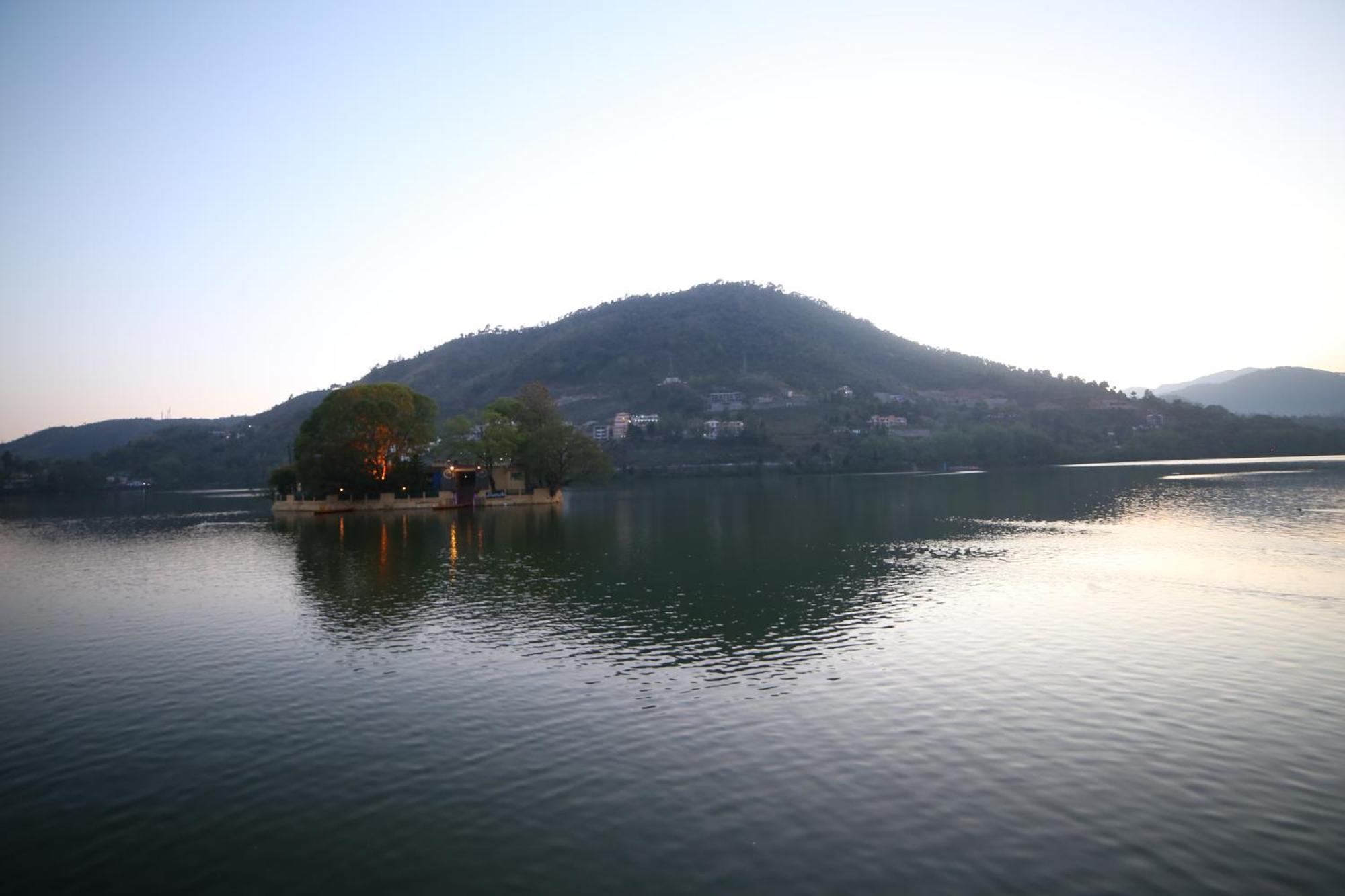 Royal Rosette Lake View Bhimtal Nainital Exterior photo